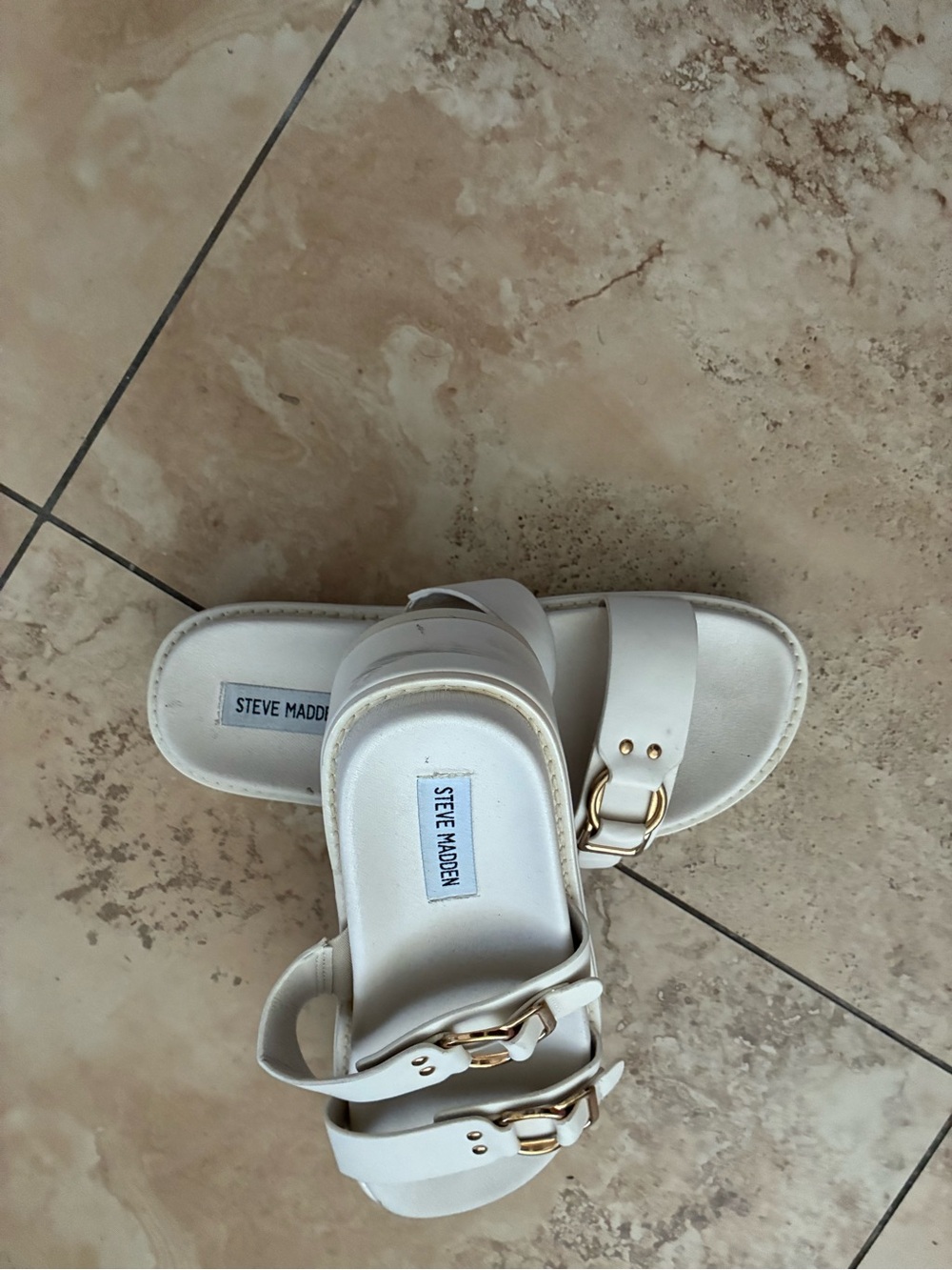 Steve Madden White Slide Sandals 9M - Picture 9 of 9